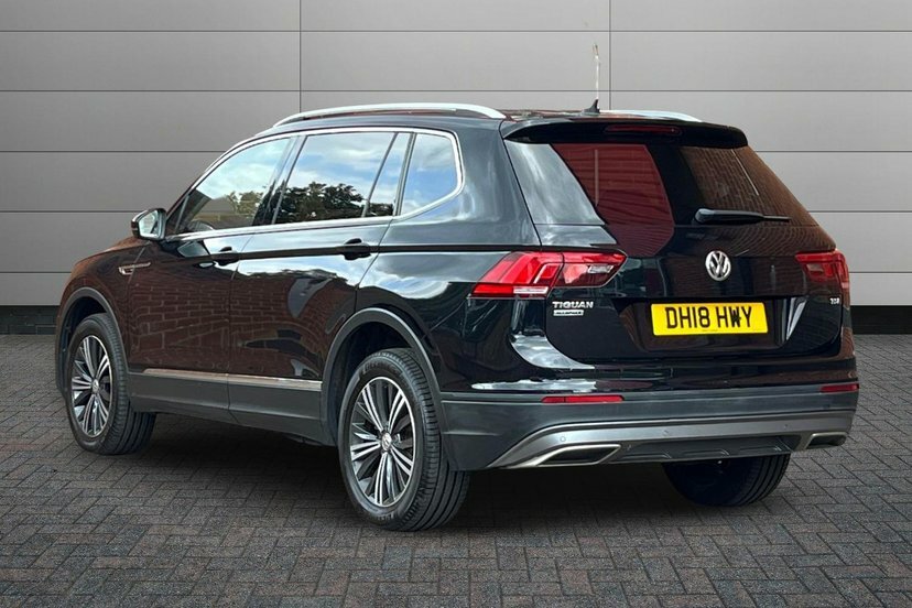 Volkswagen Tiguan Allspace Se Nav White #3