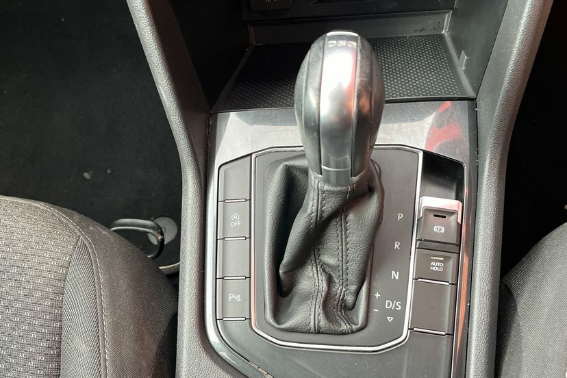 Volkswagen Tiguan Allspace Se Nav White #8