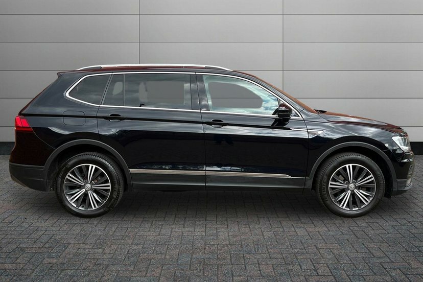 Volkswagen Tiguan Allspace Se Nav White #4