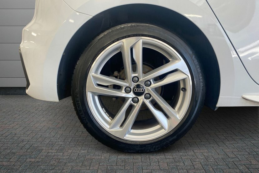 Audi A1 1.0 Tfsi 30 S Line Sportback S Tronic GL22YND White #5