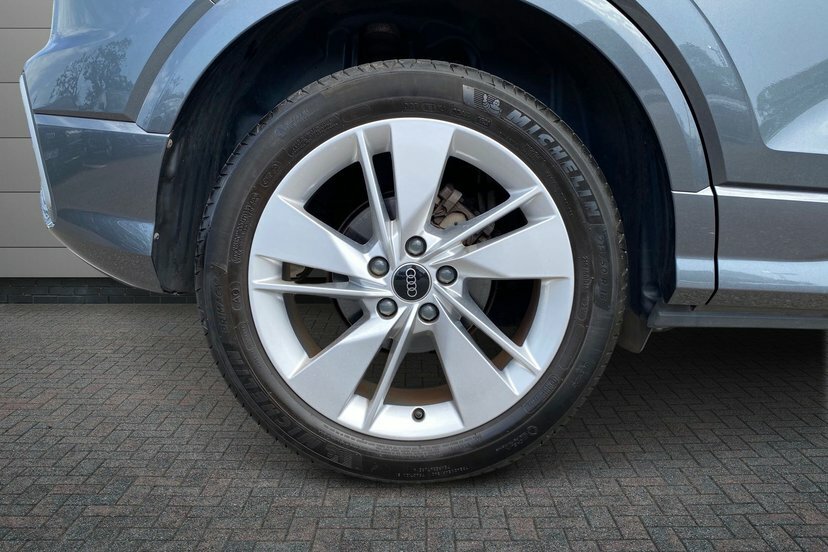 Audi Q2 1.5 Tfsi Cod 35 S Line Suv 150 GY23CXZ Grey #5