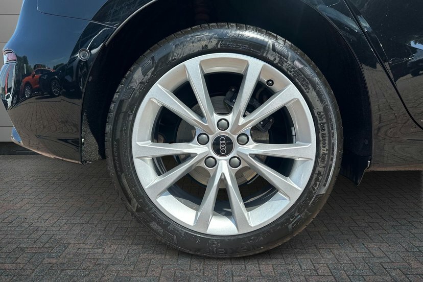 Audi A3 1.5 Tfsi 30 Sport Sportback 116 MC24OWP Black #5
