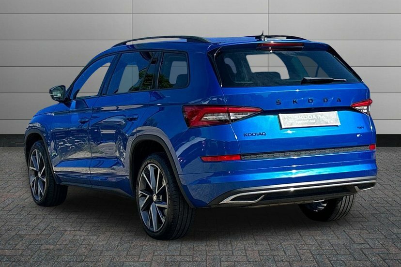 Skoda Kodiaq 2.0 Tsi Sportline Suv Dsg 4Wd 7 Seat Blue #3