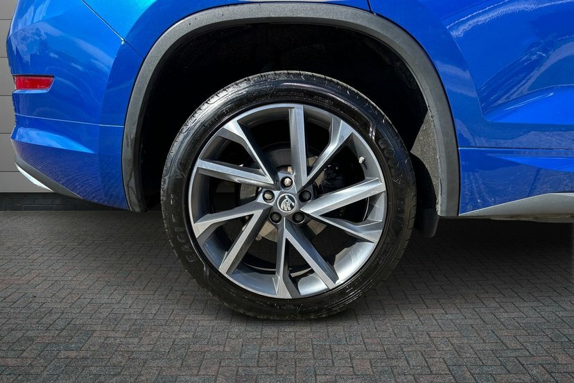 Skoda Kodiaq 2.0 Tsi Sportline Suv Dsg 4Wd 7 Seat Blue #5