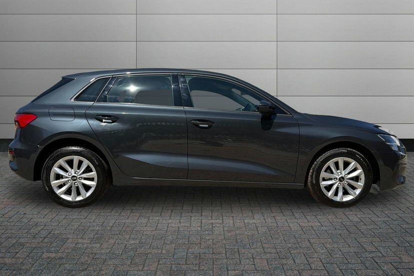 Audi A3 2.0 Tdi 35 Technik Sportback S Tronic EJ23LGX Grey #4