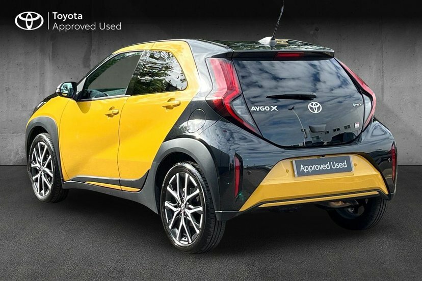 Toyota Aygo X 1.5H Gr Sport Hatchback Hybrid Cvt 116 GD75HSV #3