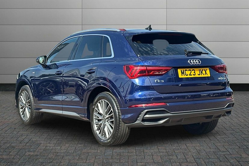 Audi Q3 1.5 Tfsi Cod 35 S Line Suv 150 MC23JKX Blue #3