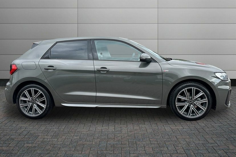 Audi A1 1.5 Tfsi 35 S Line Sportback S Tronic Grey #4