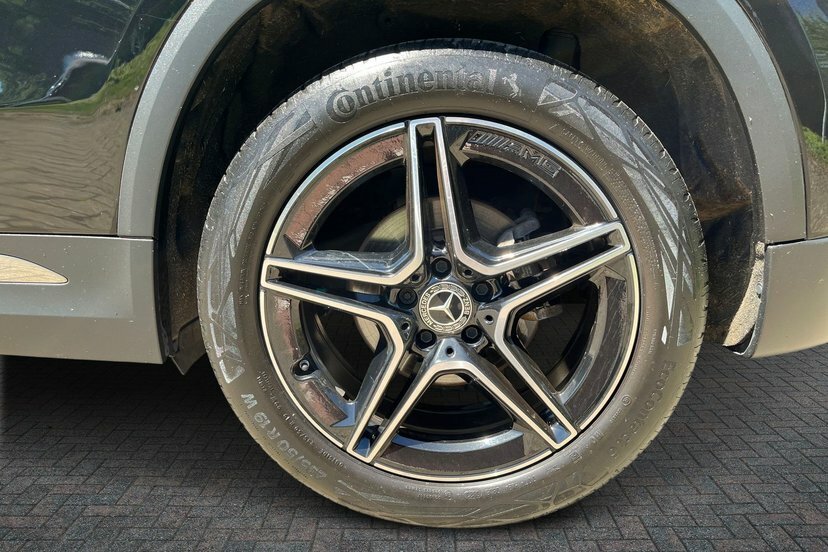 Mercedes-Benz GLA Class Gla200 Amg Line Premium KP23RCO Black #4