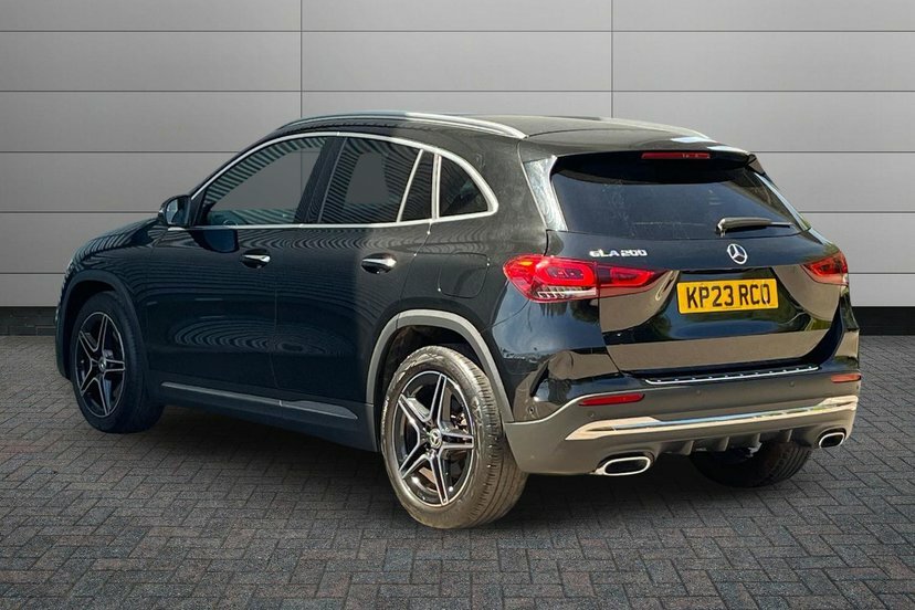 Mercedes-Benz GLA Class Gla200 Amg Line Premium KP23RCO Black #2