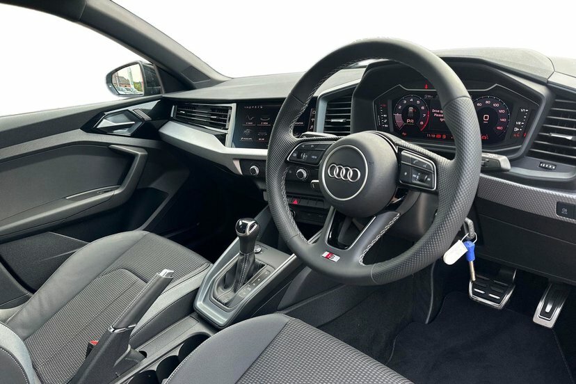 Audi A1 1.0 Tfsi 30 S Line Sportback S Tronic MV26JVX Black #6