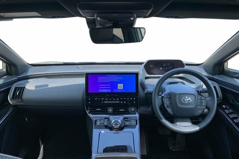 Toyota bZ4X 71.4Kwh Vision Suv Awd 11Kw Obc Silver #5