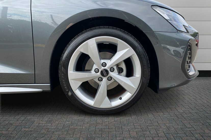 Audi A3 1.5 Tfsi 30 S Line Sportback 11 Grey #5