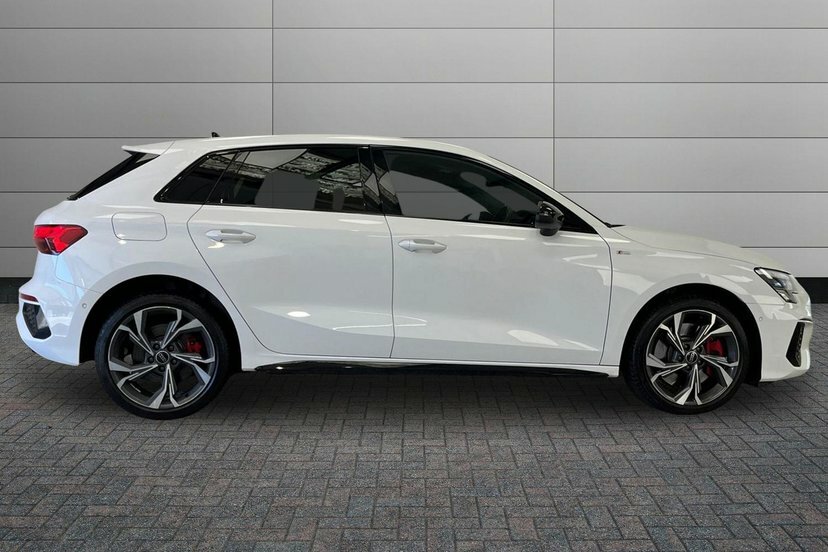 Audi A3 1.4 Tfsie 45 S Line Competition Sportback Petr White #4
