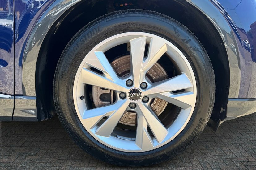 Audi Q4 E Tron 40 S Line Sportback 82Kwh 204 P ND23FVW Blue #5