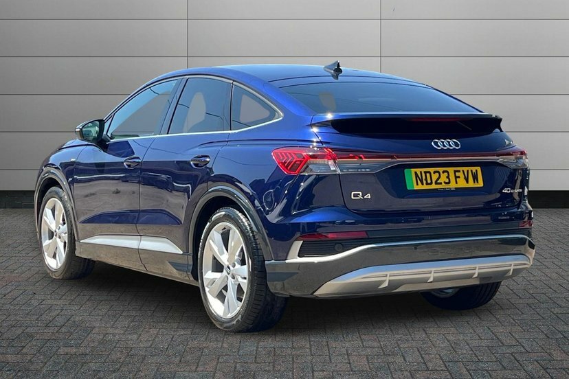 Audi Q4 E Tron 40 S Line Sportback 82Kwh 204 P ND23FVW Blue #3