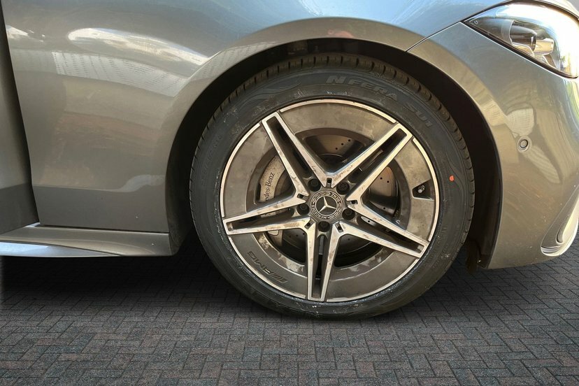 Mercedes-Benz C Class C200h Mhev Amg Line Saloon KJ73UNR Grey #4