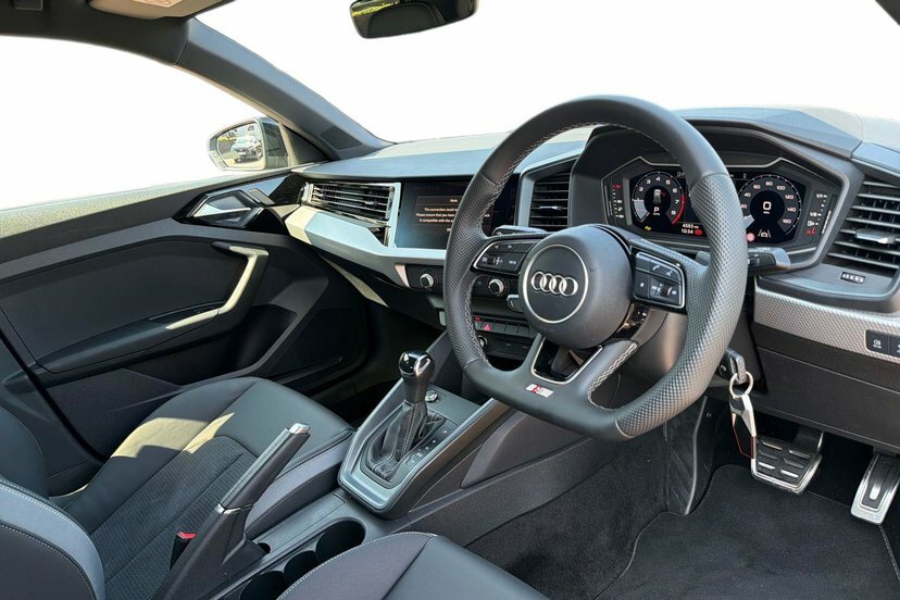 Audi A1 1.5 Tfsi 35 Black Edition Sportback S T ML26OOE Blue #6