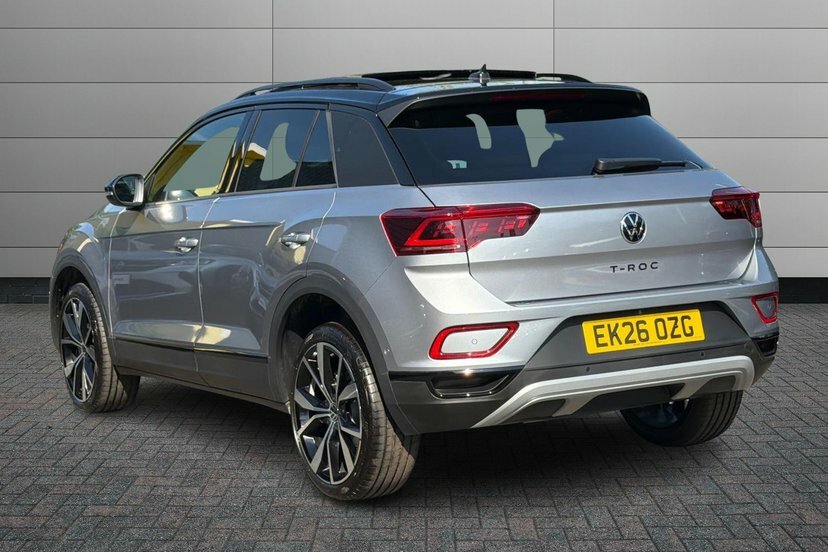 Volkswagen T-Roc 1.5 Tsi Style Design Suv 150 Ps Black #3