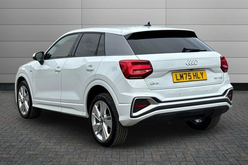 Audi Q2 1.5 Tfsi Cod 35 S Line Suv S Tronic 15 LM75HLY White #3