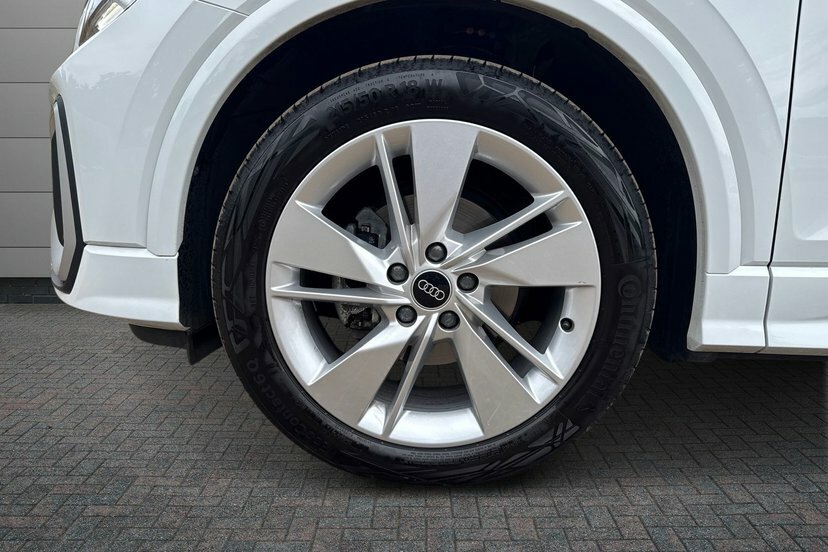 Audi Q2 1.5 Tfsi Cod 35 S Line Suv S Tronic 15 LM75HLY White #5