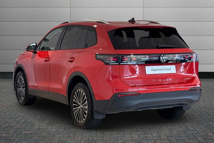 Volkswagen Tiguan 1.5 Tsi Ehybrid 19.7Kwh Match Suv Plug- EA74YRP Red #3