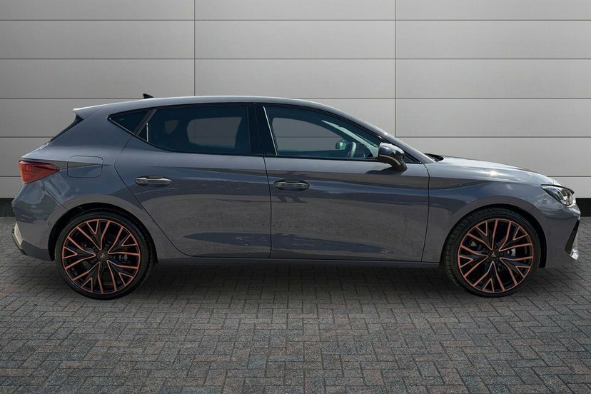 Cupra Leon 1.5 Etsi V3 Hatchback Hybrid Dsg 150 P Grey #4
