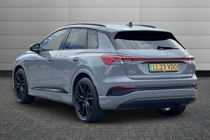 Audi Q4 E Tron 35 Edition 1 Suv 55Kwh 170 Ps LL23VDO Grey #3
