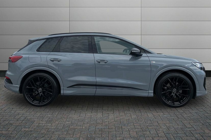 Audi Q4 E Tron 35 Edition 1 Suv 55Kwh 170 Ps LL23VDO Grey #4