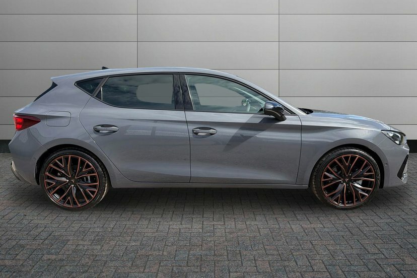 Cupra Leon 1.5 Etsi V3 Hatchback Hybrid Dsg 150 P Grey #4