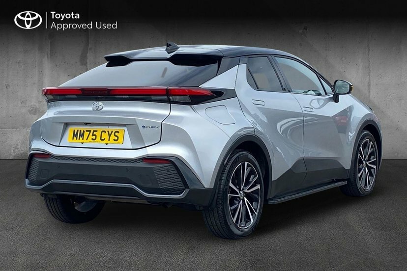 Toyota C-Hr 2.0 Vvt 13.6Kwh Excel Suv Plug-in Hybri Silver #2
