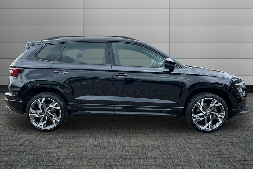 Skoda Karoq 1.5 Tsi Act Sportline Edition Suv Dsg GK75CVL Black #4