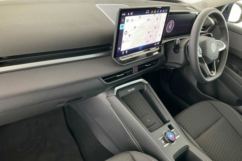 Volkswagen T-Roc 1.5 Etsi Mhev Life Suv Hybrid Dsg 150 AP26FJN Blue #2