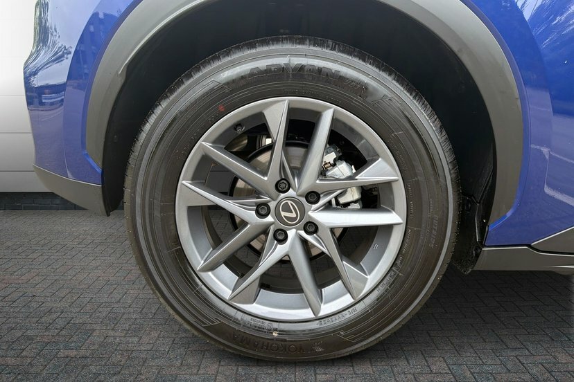 Lexus LBX 1.5 Vvt-ie Premium Suv Hybrid E-cvt 13 FG26XJY Blue #5
