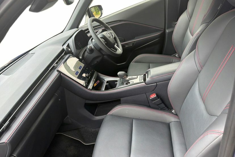 Lexus LBX 1.5 Vvt-ie Premium Suv Hybrid E-cvt 13 FG26XJY Blue #2