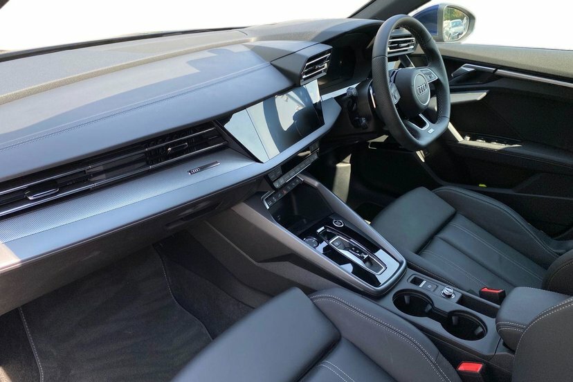 Audi A3 1.5 Tfsie S Line Sportback Plug-in Hybr Blue #2