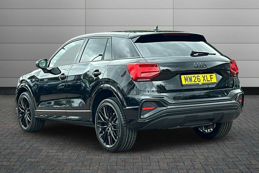 Audi Q2 1.5 Tfsi Cod 35 Black Edition Suv S Tro MW26XLF Black #3