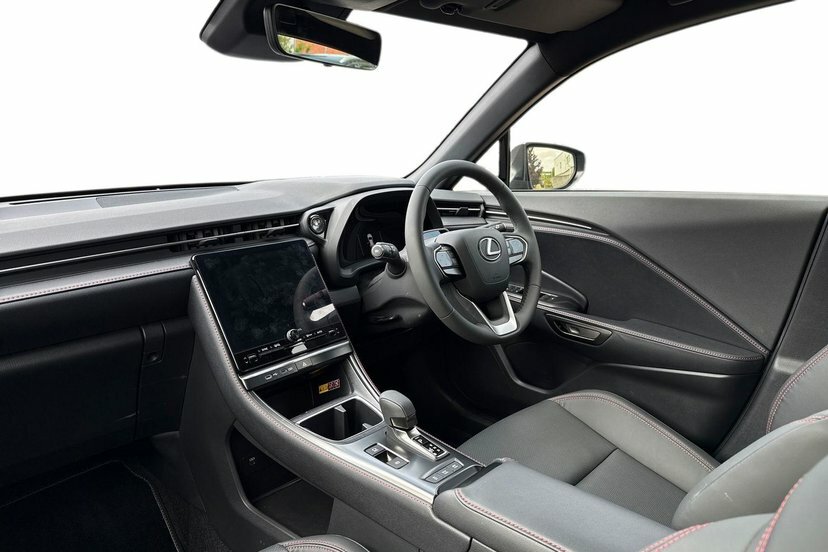 Lexus LBX 1.5 Vvt-ie Premium Plus Suv Hybrid E-cv FN26RYF Black #2