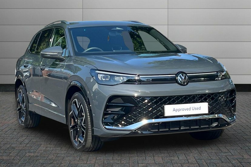 Volkswagen Tiguan 1.5 Etsi Mhev R-line Suv Hybrid Dsg 15 Grey