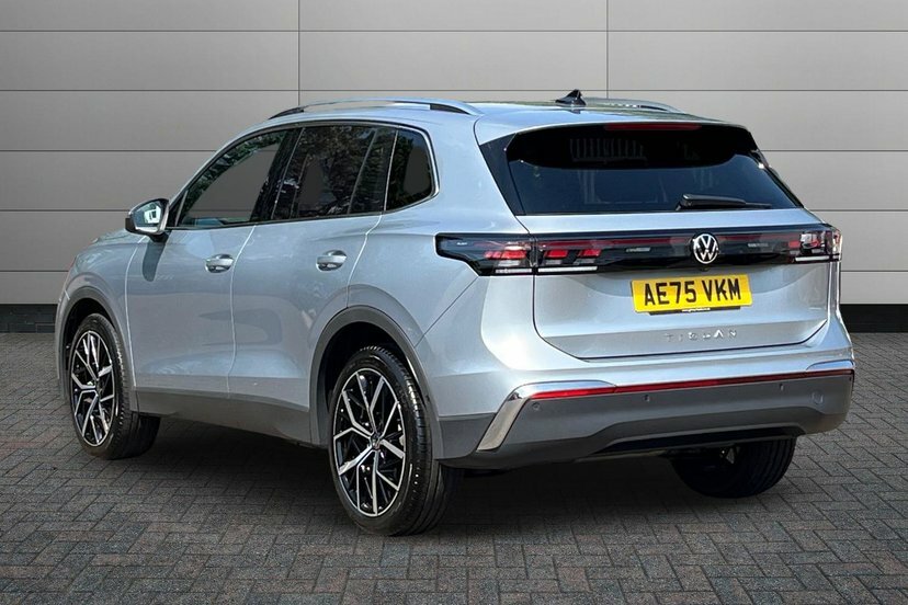 Volkswagen Tiguan 2.0 Tdi Elegance Suv Dsg 150 Ps AE75VKM Silver #3