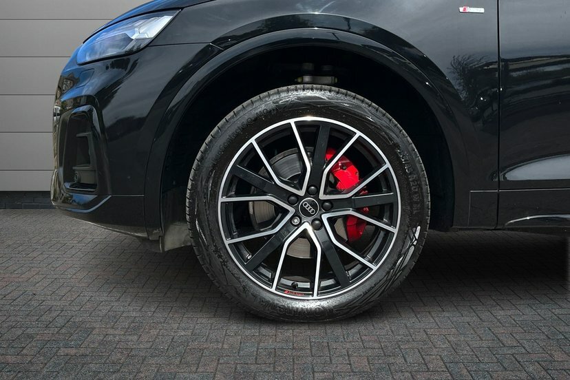 Audi Q5 2.0 Tfsi 45 Edition 1 Suv S Tronic Quat EA72VUM Black #5