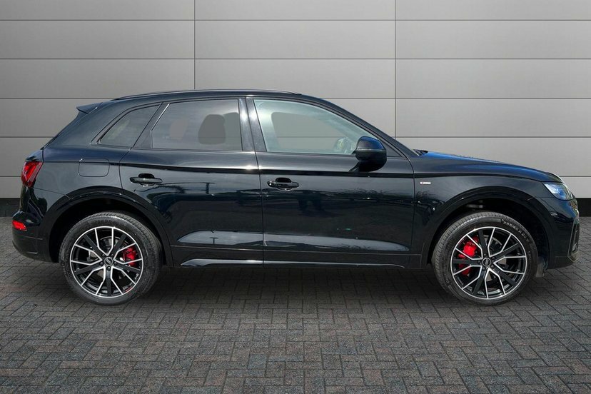 Audi Q5 2.0 Tfsi 45 Edition 1 Suv S Tronic Quat EA72VUM Black #4