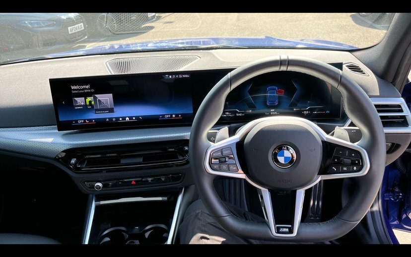 BMW 3 Series 320I M Sport Saloon LR26YWE Blue #5