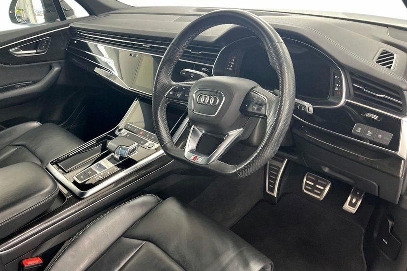 Audi Q7 3.0 Tfsi V6 55 Black Edition Suv Tiptro DA72VLE White #6