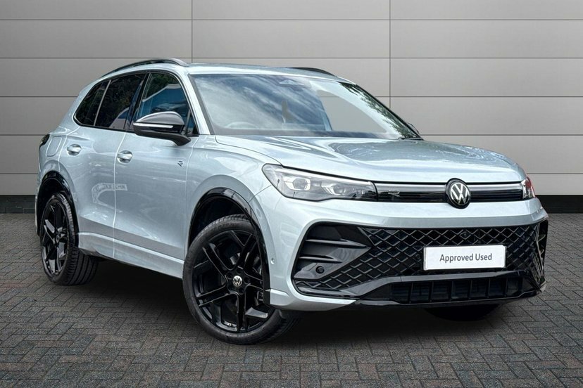Volkswagen Tiguan 1.5 Etsi Mhev Black Edition Suv Hybrid Silver