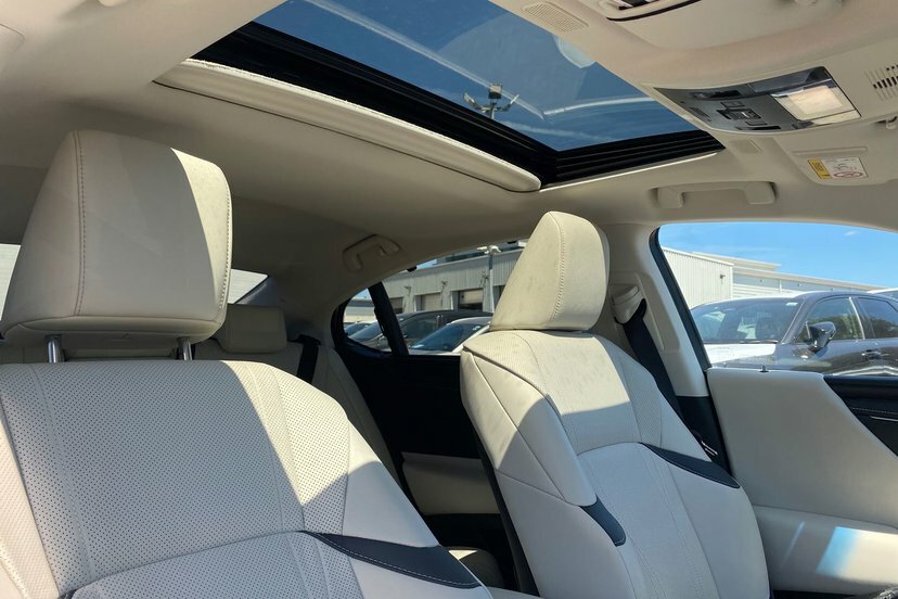 Lexus ES Takumi Silver #13