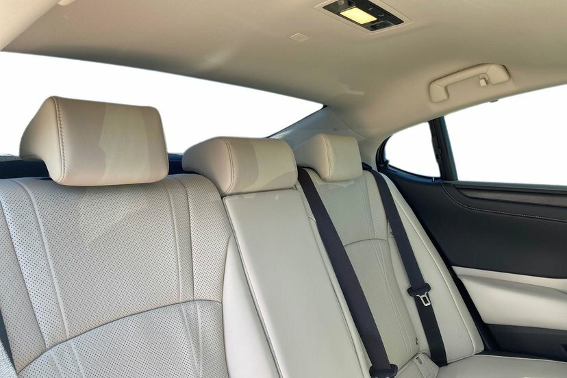Lexus ES Takumi Silver #9