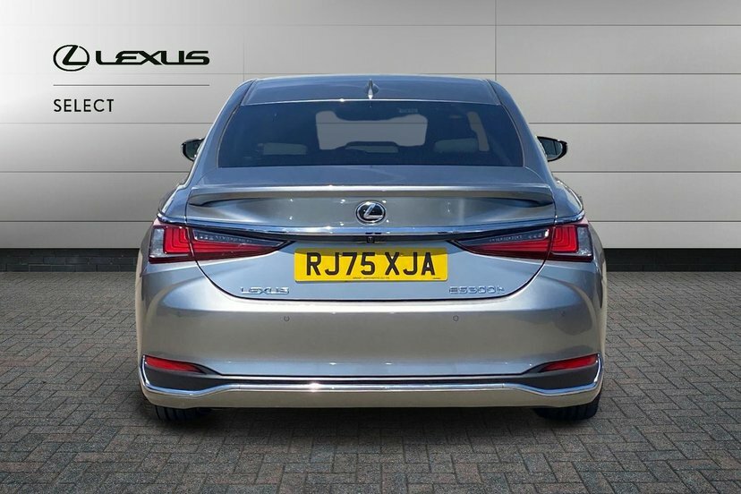 Lexus ES Takumi Silver #10