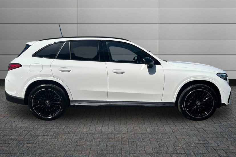 Mercedes-Benz GLC Class Glc300e 31.2Kwh Urban Edition White #3