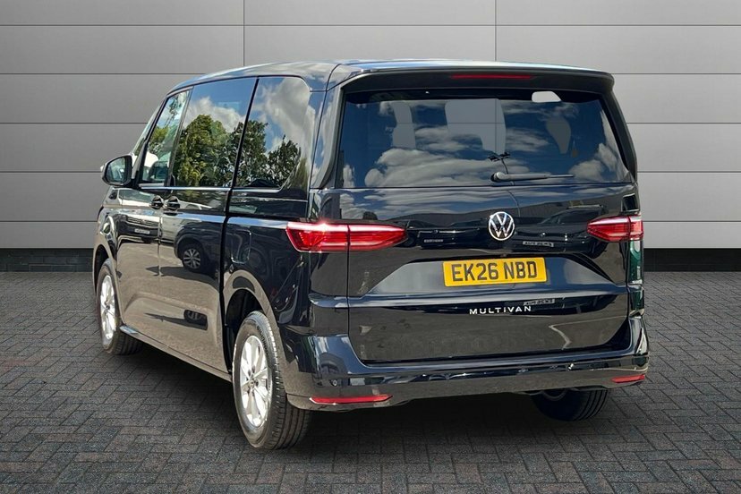 Volkswagen Multivan 2.0 Tdi Life Dsg EK26NBD Black #3